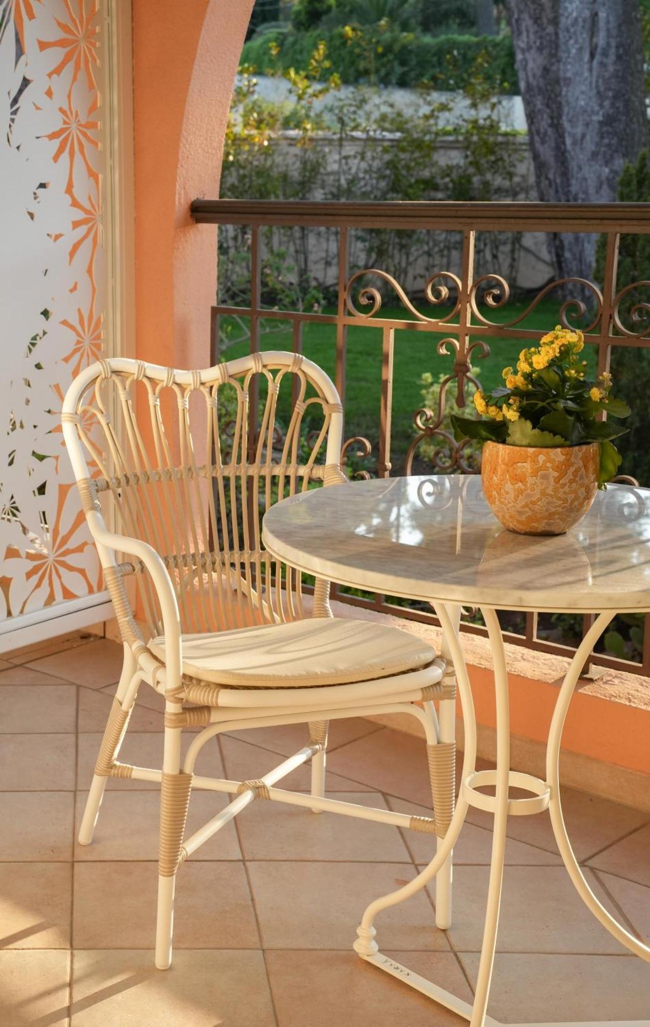 Hotel Imperial Garoupe Antibes Exterior foto